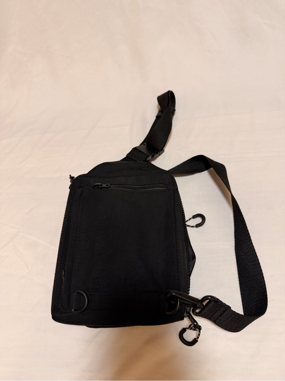 BEIS Black Crossbody Sling Bag